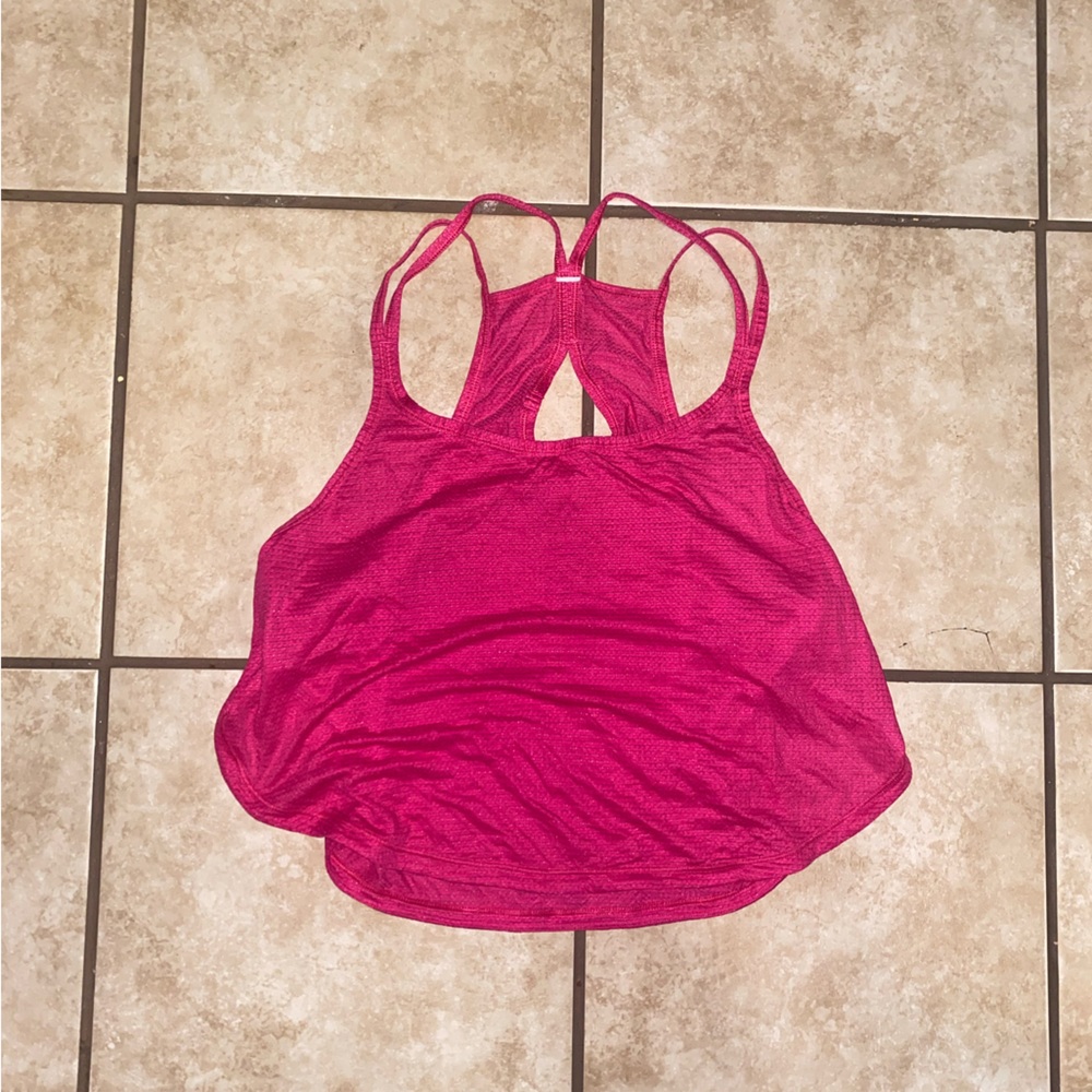 Lululemon cropped tank size 6/8
